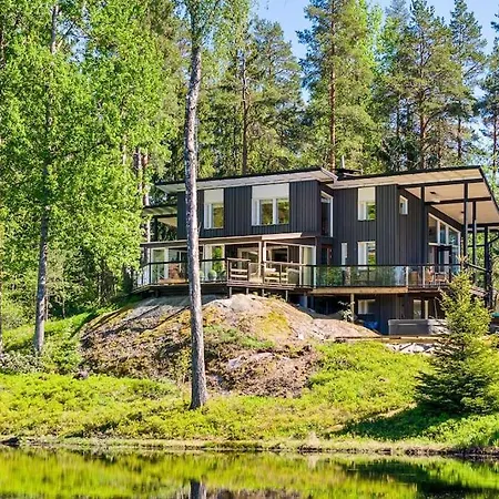 North - Mustikka בית נופש